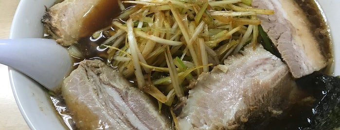 ぐうらーめん is one of 竹岡式ラーメン.