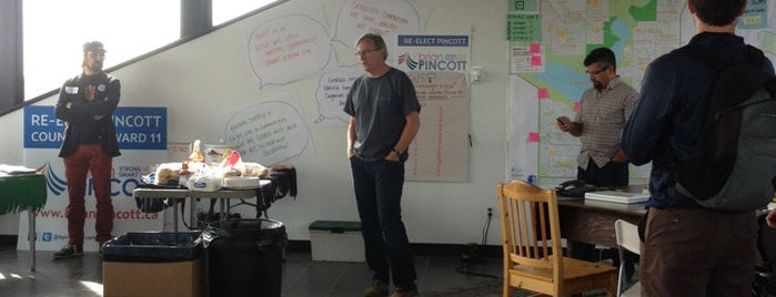 Pincott Campaign HQ is one of Locais curtidos por Christina.