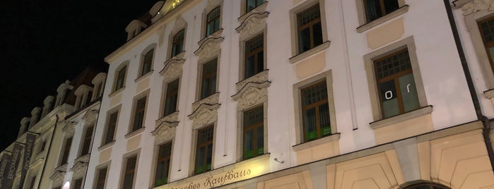 Städtisches Kaufhaus is one of WGT.