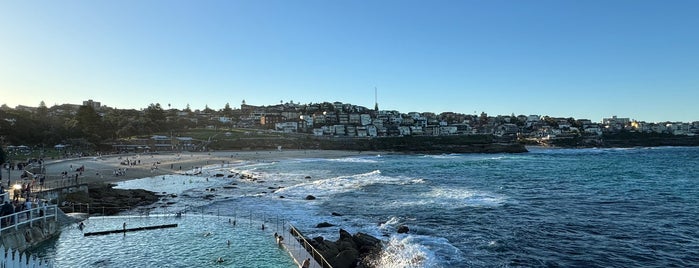 Bronte Beach is one of OZZY.