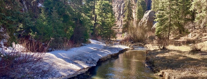 Las Conchitas Trailhead is one of Outdoors.