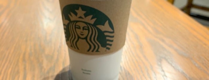 Starbucks is one of Locais curtidos por Guillermo.