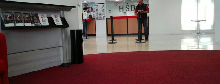 HSBC is one of Posti che sono piaciuti a Carlos.