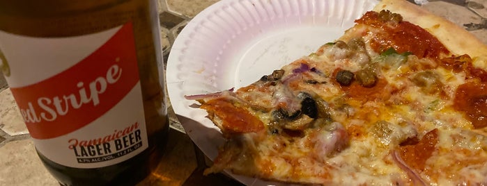 Gus's New York Style Pizza is one of Places to go.
