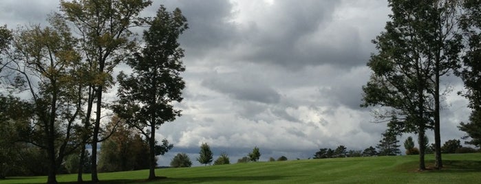 Lochmore Golf Course is one of Tempat yang Disimpan Michelle.