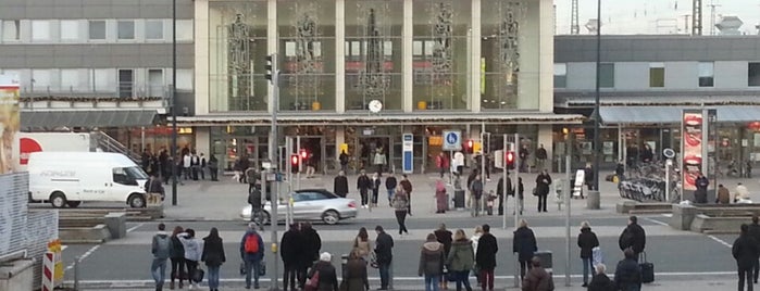 Dortmund Hauptbahnhof is one of #4sqcamp 2014: Wichtige Orte und Knotenpunkte.
