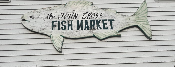 John Cross Fish Market is one of Charlevoix.