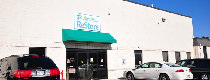 Milwaukee Habitat for Humanity ReStore is one of Crafty Girl.