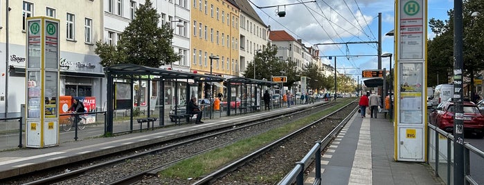 Antonplatz is one of To do spots in Berlin.