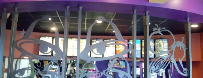 Taco Bell is one of Jonnyさんのお気に入りスポット.