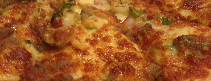 Pizza Hut is one of Restaurantes/ Padarias.