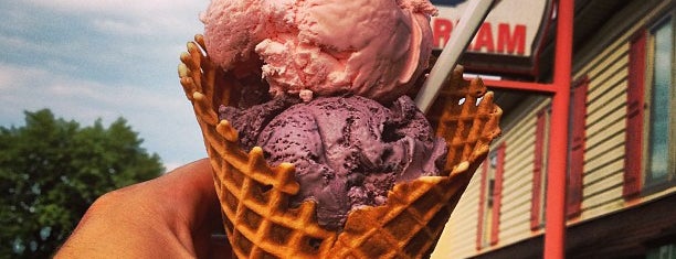 Austin's Ice Cream is one of Lugares guardados de Jun.