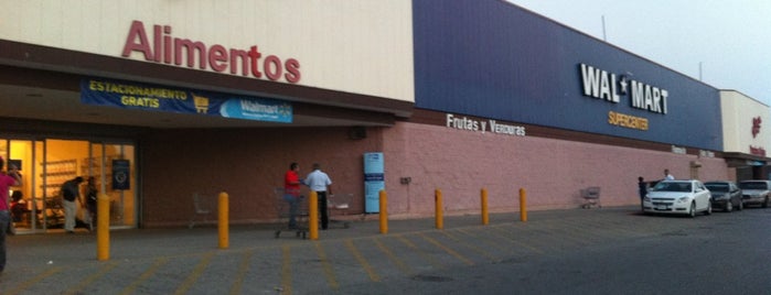 Walmart is one of Locais curtidos por Lucila.