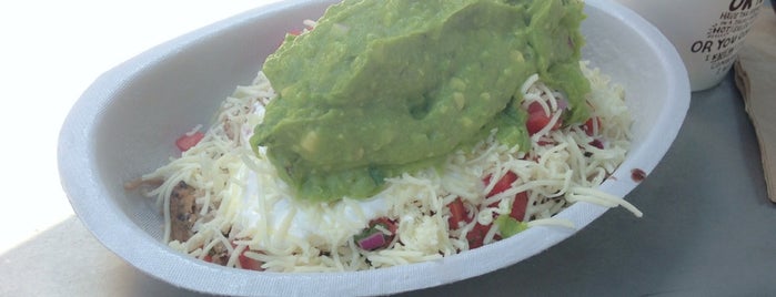 Chipotle Mexican Grill is one of Locais curtidos por Jared.