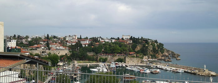 mehmetçik parkı orduevi antalya is one of Tempat yang Disukai 🇹🇷.