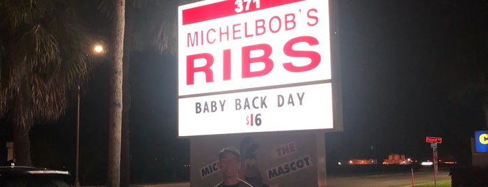 Michelbob's is one of Tempat yang Disukai Robin.