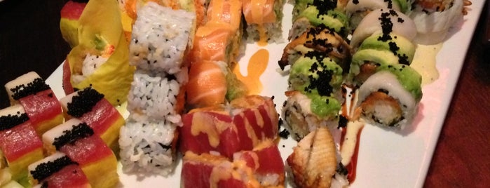 Nana Sushi is one of Tarisa's Saved Places.
