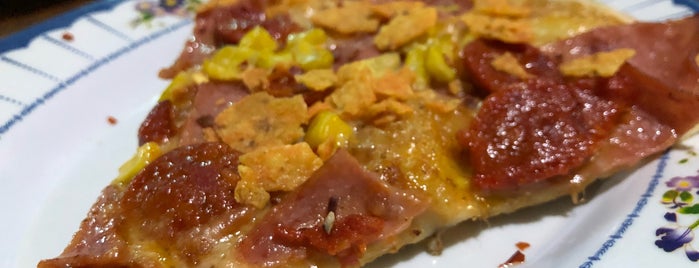 Pizza Carbón is one of Colombia.
