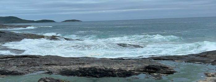 Praia dos Namorados is one of Vitoria.