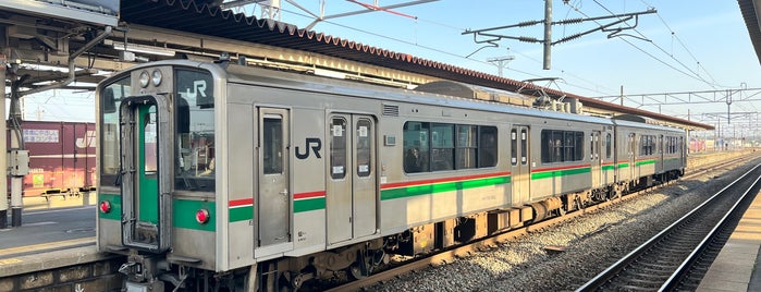 Platforms 3-4 is one of Miyagi - Ishinomaki.