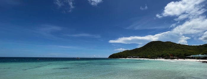 Tien Beach is one of Ismailさんの保存済みスポット.