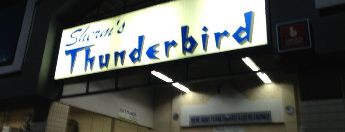 Sherm's Thunderbird is one of Lieux qui ont plu à Jeff.