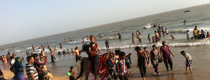 Mandavi Beach is one of Beach locations in India.