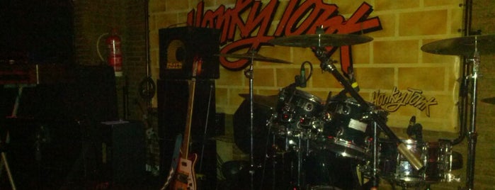Honky Tonk Bar is one of Madrid Live Music (1/2).