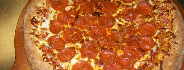 West Wing Pizza is one of Savannah List.