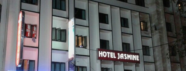 Hotel Jasmine is one of Tempat yang Disukai ꌅꁲꉣꂑꌚꁴꁲ꒒.