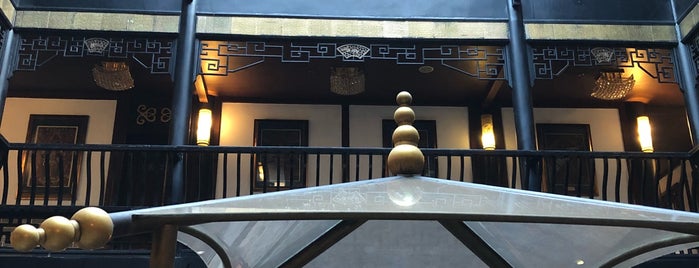 Buddha Zen Hotel is one of N'ın Kaydettiği Mekanlar.