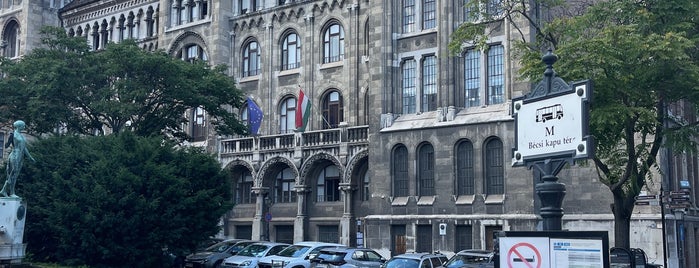 Temple Évangélique de Budavár is one of Budapest 🇭🇺.