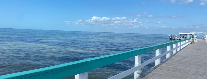 Bokeelia Fishing Pier is one of Best Pine Island Spots.