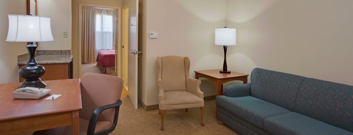 Country Inn & Suites By Radisson, Orlando Airport, FL is one of Orlando.