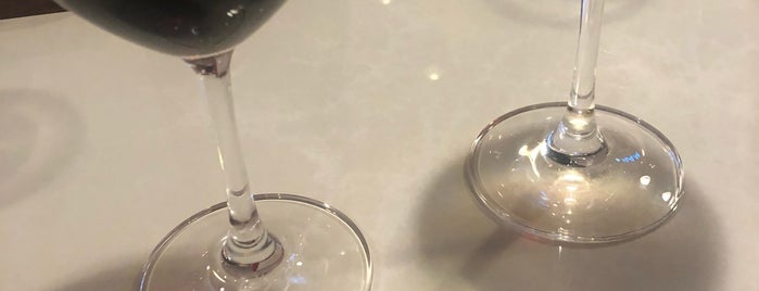 The 15 Best Places for Red Wine in Chelsea, New York