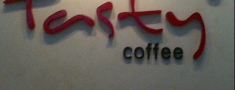 Tasty Coffee is one of Tempat yang Disukai Abraham.