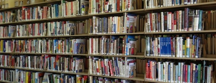 Upper Sandusky Community Library is one of Alex Summer List.
