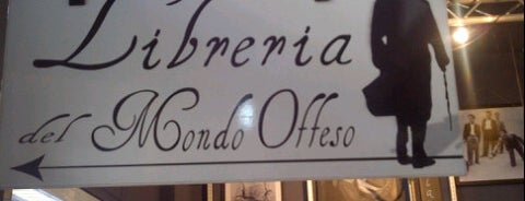 Libreria del Mondo Offeso is one of Tempat yang Disimpan FedericoFFW.