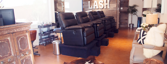 Let's Lash is one of Tempat yang Disukai Raquel.