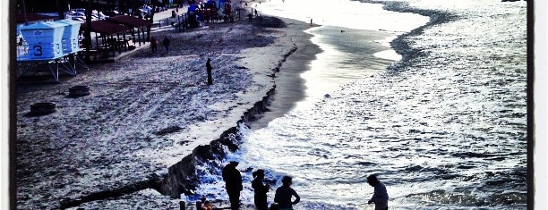 Oceanside Beach is one of Locais curtidos por John.