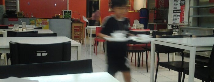 SURerasa Bistro & Cafe is one of Makan @ Shah Alam/Klang #1.