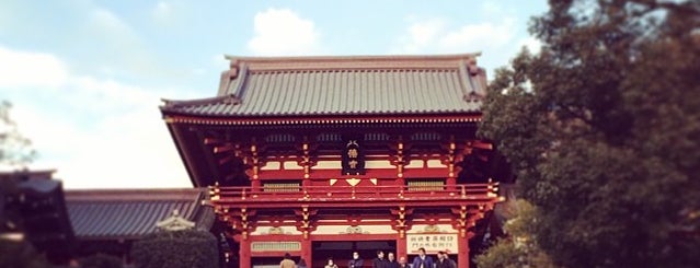 鶴岡八幡宮 is one of 東日本の町並み/Traditional Street Views in Eastern Japan.