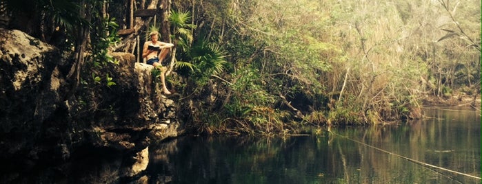 Cristal Cenote is one of Posti che sono piaciuti a Juliana.