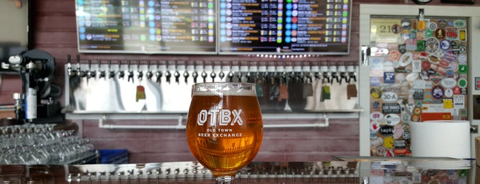 Old Town Beer Exchange is one of Lugares favoritos de George.