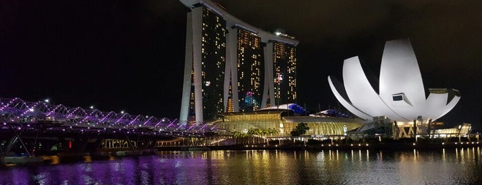 Tower 3 Marina Bay Sands Hotel is one of George 님이 저장한 장소.