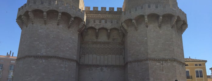 Torres dels Serrans is one of Castillos.