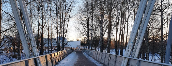 Tikkurilan silta is one of Sillat - bridges.