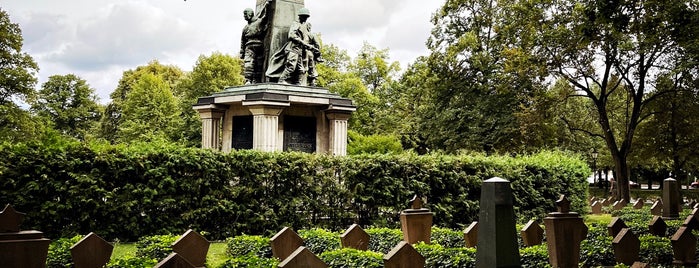 Sowjetischer Ehrenfriedhof is one of Best of Potsdam.