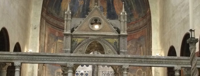 Basilica di Santa Maria in Cosmedin is one of Chiese Roma (Sagrestia Tour).