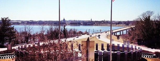 Maryland World War II Memorial / Scenic Overlook is one of John : понравившиеся места.